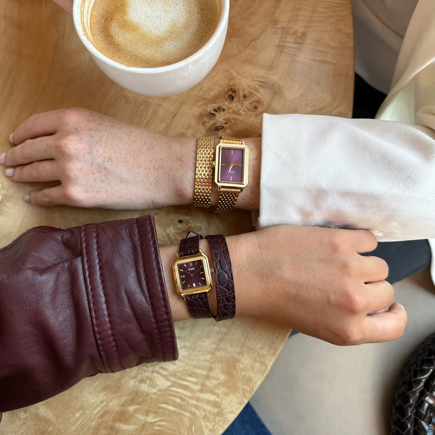 Gracieuse Petite Watch Double Crocodile Leather, Wine, Gold Colour - Image 6